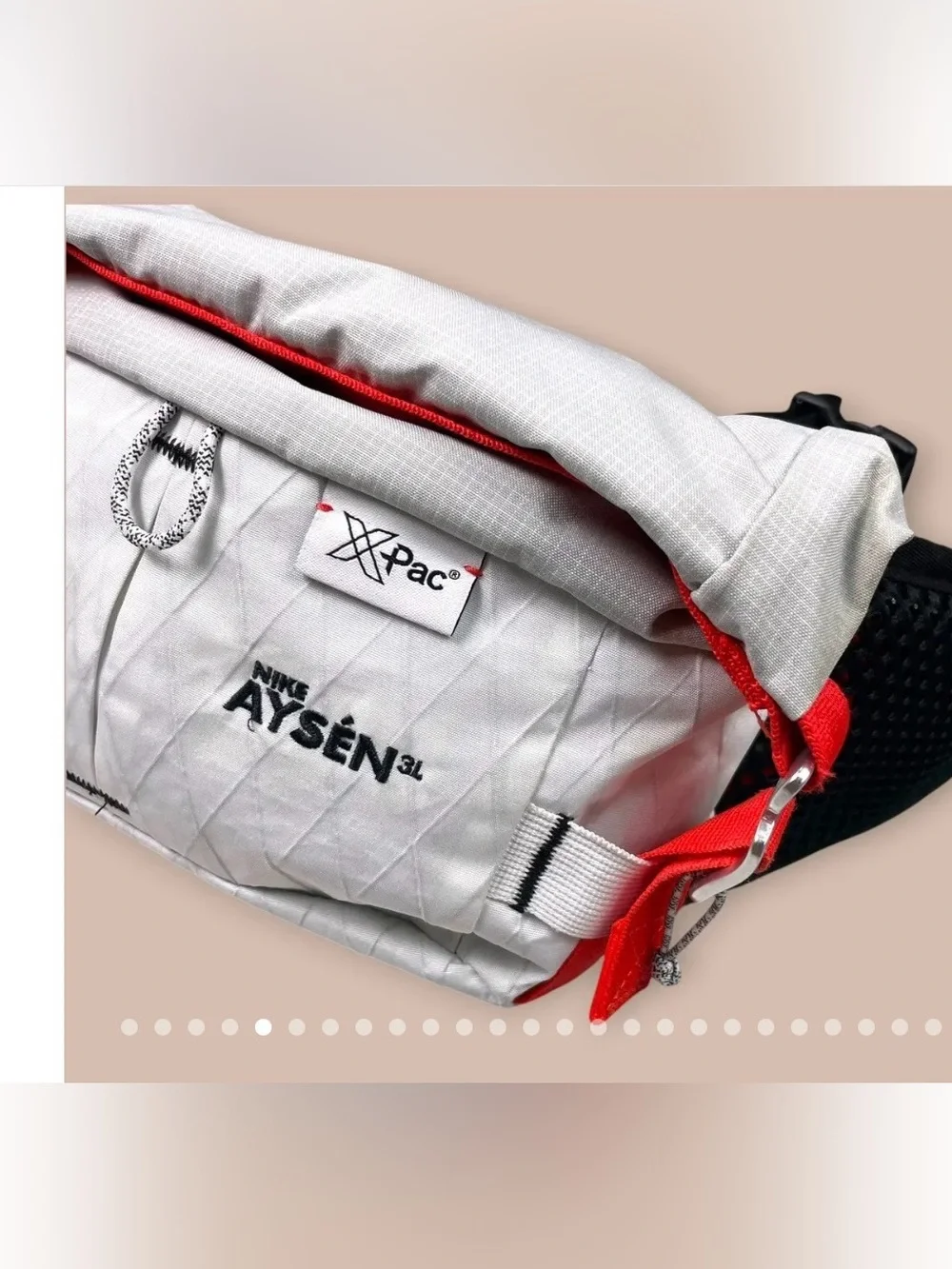 Nike - ACG Aysn Waistpack (3L) 'White'.